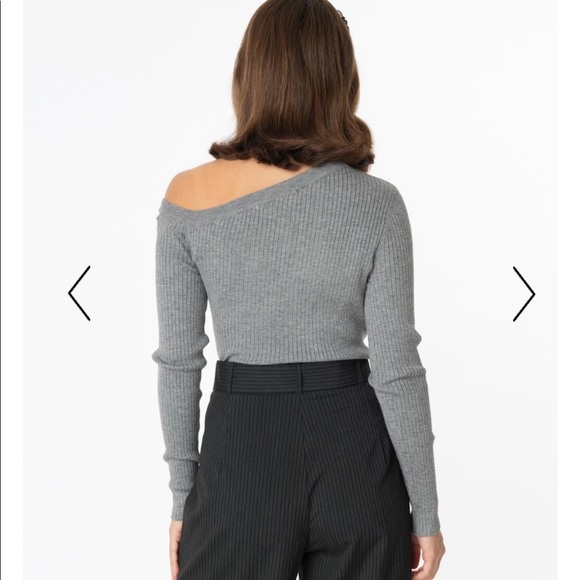 NWT Asymmetrical shoulder sweater - Picture 3 of 4